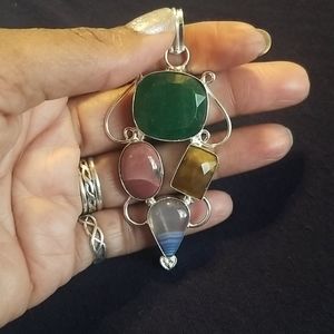 ❤ BEAUTIFUL PENDANT!